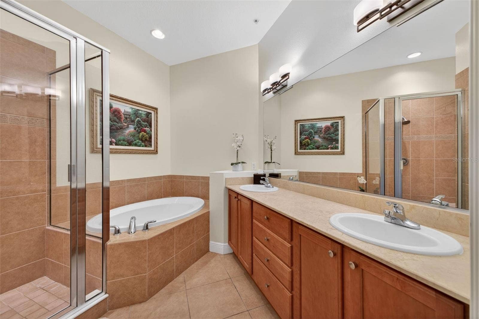 8229 MIRAMAR WAY, #204, Lakewood Ranch, FL 34202