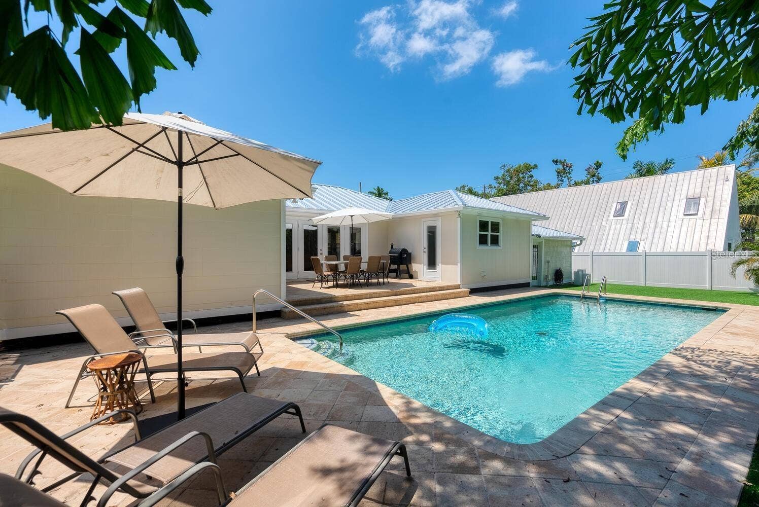 1931 HIGH POINT CIRCLE, Sarasota, FL 34236 1931 HIGH POINT CIRCLE, Sarasota, FL 34236