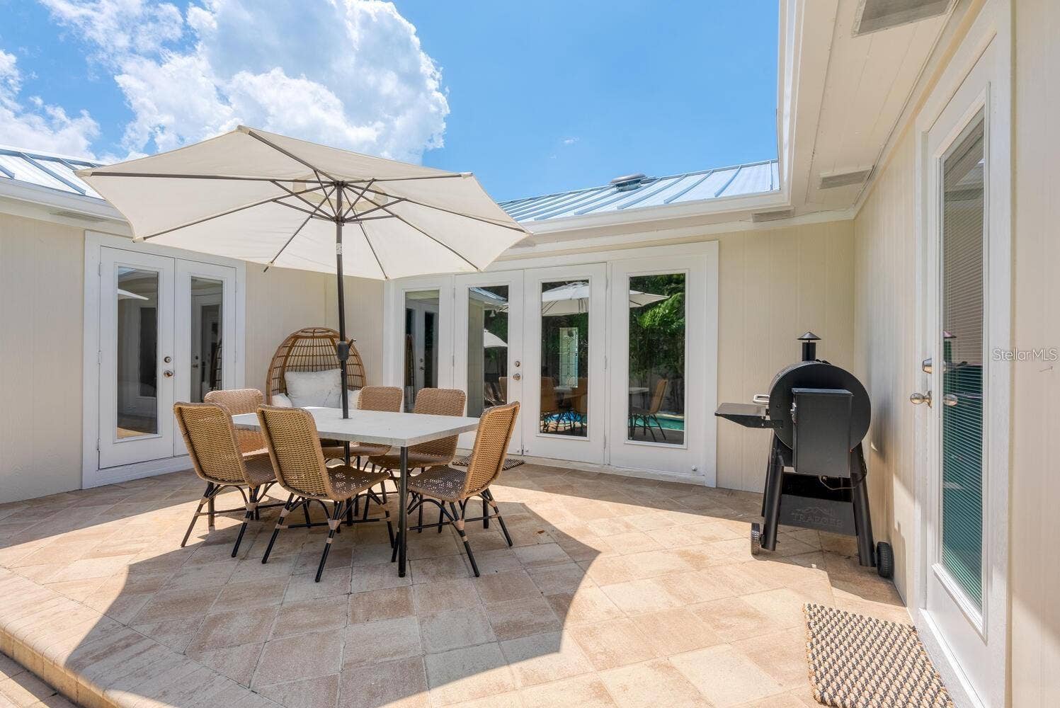 1931 HIGH POINT CIRCLE, Sarasota, FL 34236 1931 HIGH POINT CIRCLE, Sarasota, FL 34236