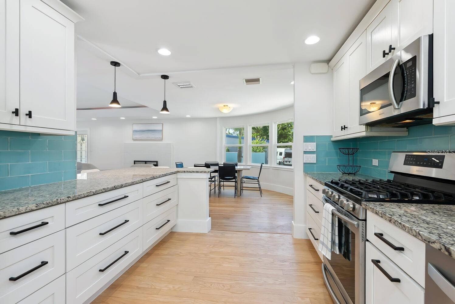 1931 HIGH POINT CIRCLE, Sarasota, FL 34236 1931 HIGH POINT CIRCLE, Sarasota, FL 34236