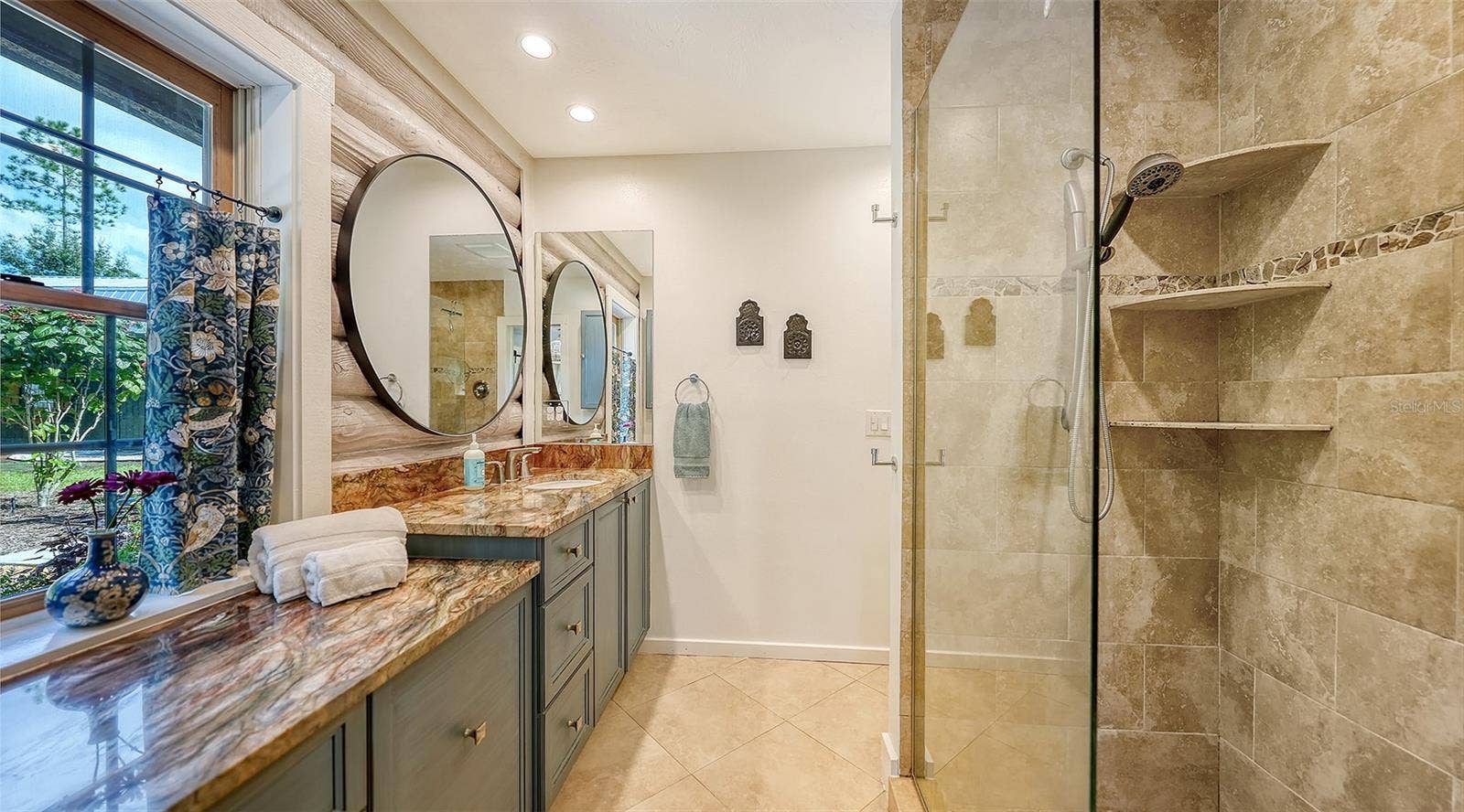 10604 OAK RUN DRIVE, Bradenton, FL 34211 10604 OAK RUN DRIVE, Bradenton, FL 34211
