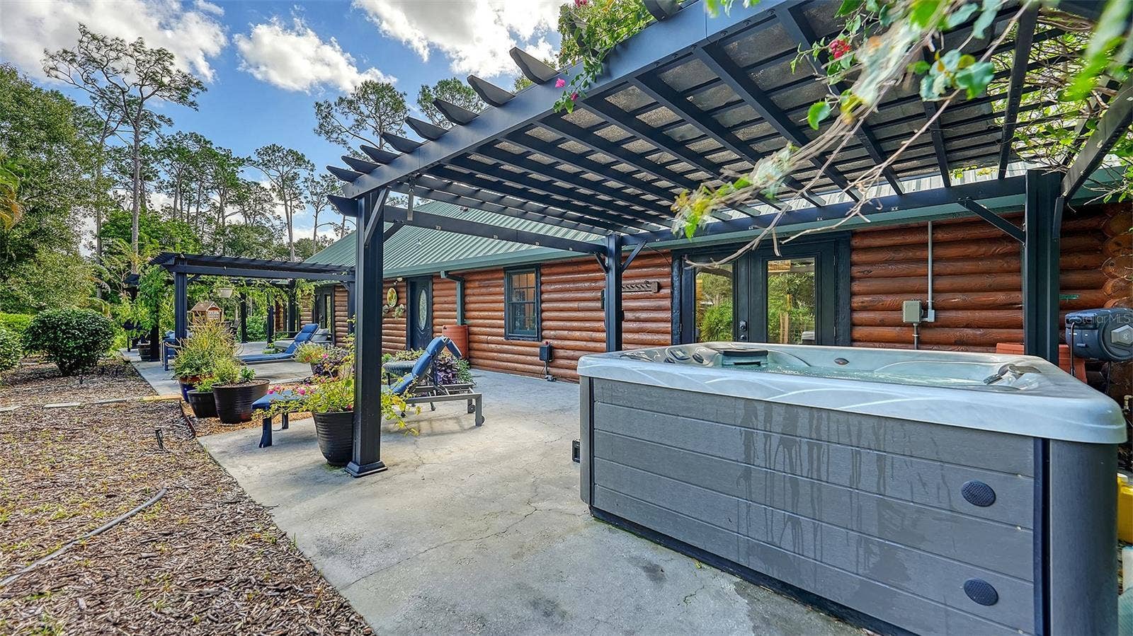 10604 OAK RUN DRIVE, Bradenton, FL 34211 10604 OAK RUN DRIVE, Bradenton, FL 34211