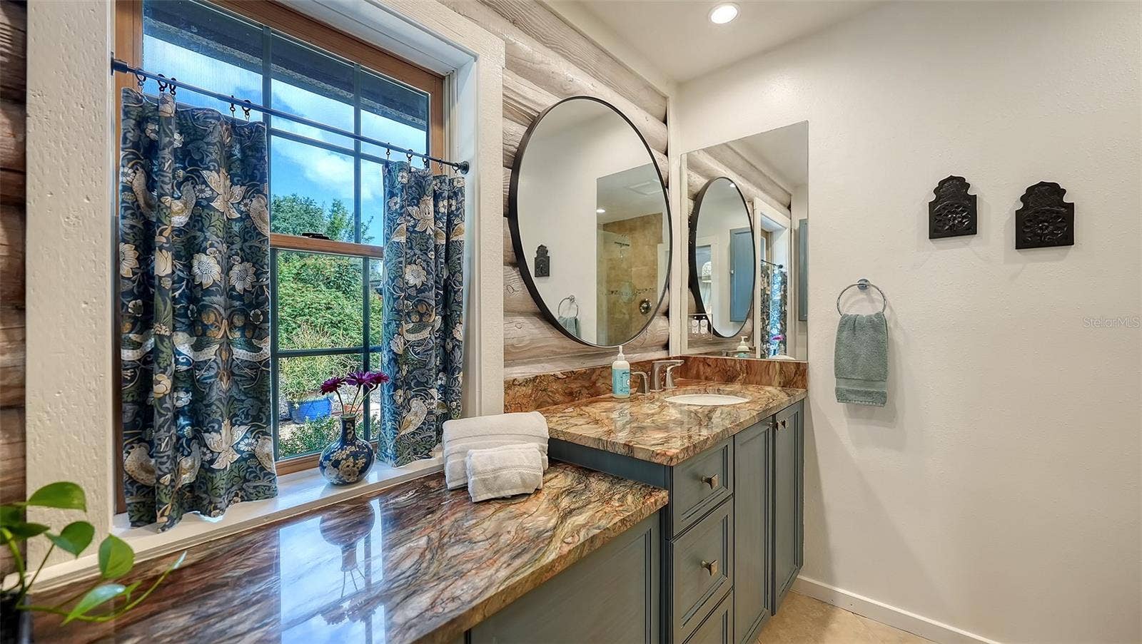 10604 OAK RUN DRIVE, Bradenton, FL 34211 10604 OAK RUN DRIVE, Bradenton, FL 34211