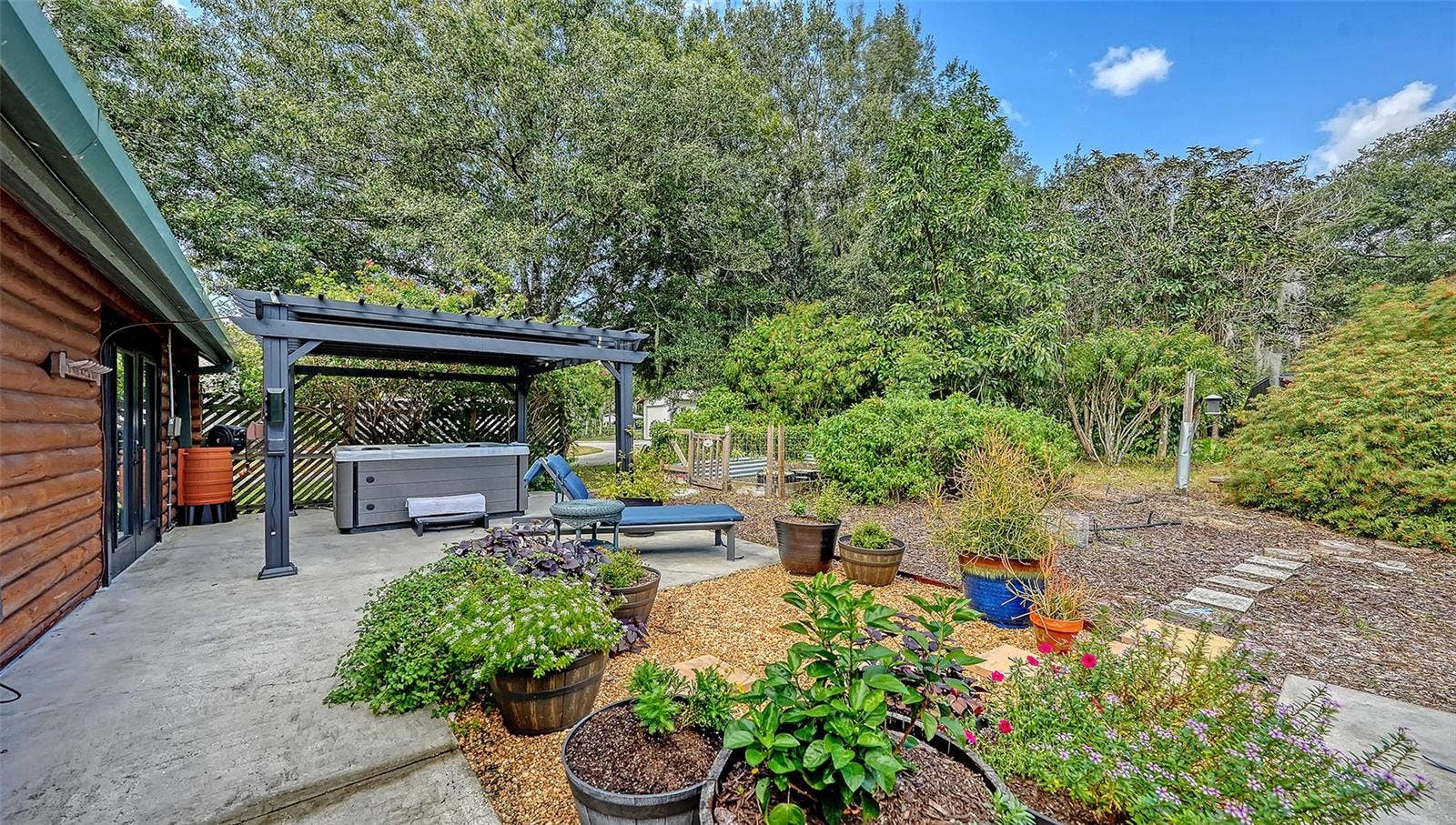 10604 OAK RUN DRIVE, Bradenton, FL 34211 10604 OAK RUN DRIVE, Bradenton, FL 34211