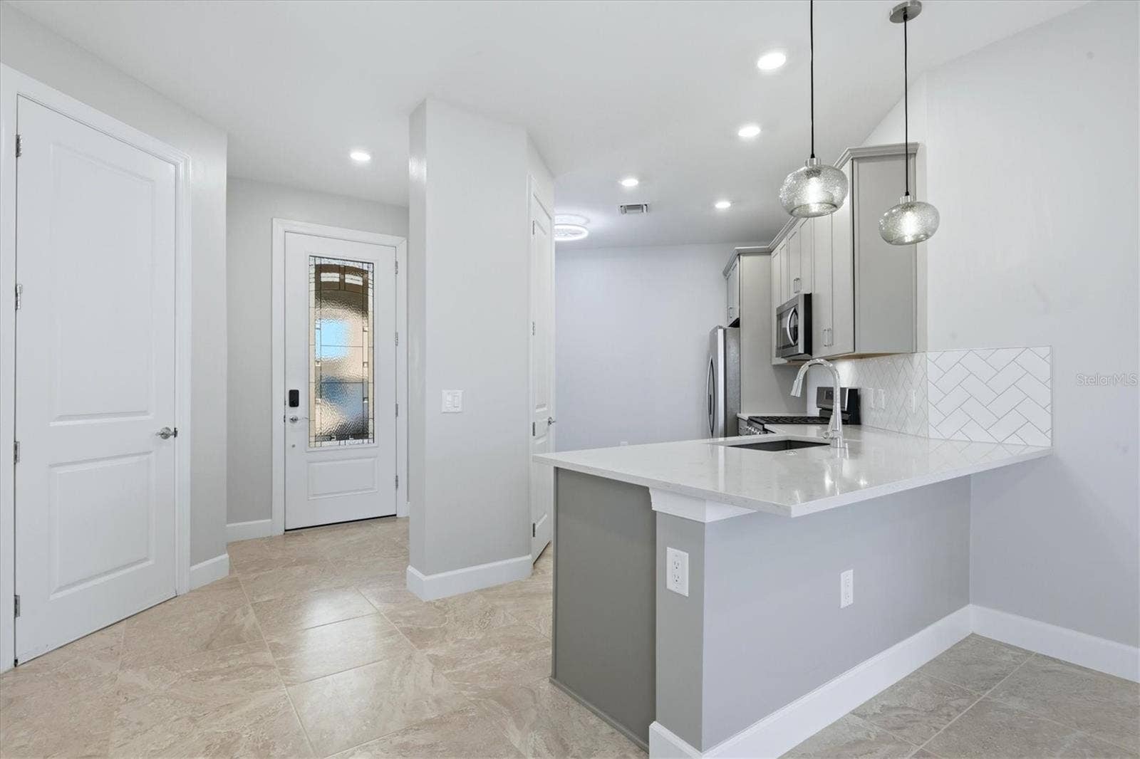 7665 SUMMERLAND COVE, Lakewood Ranch, FL 34202 7665 SUMMERLAND COVE, Lakewood Ranch, FL 34202