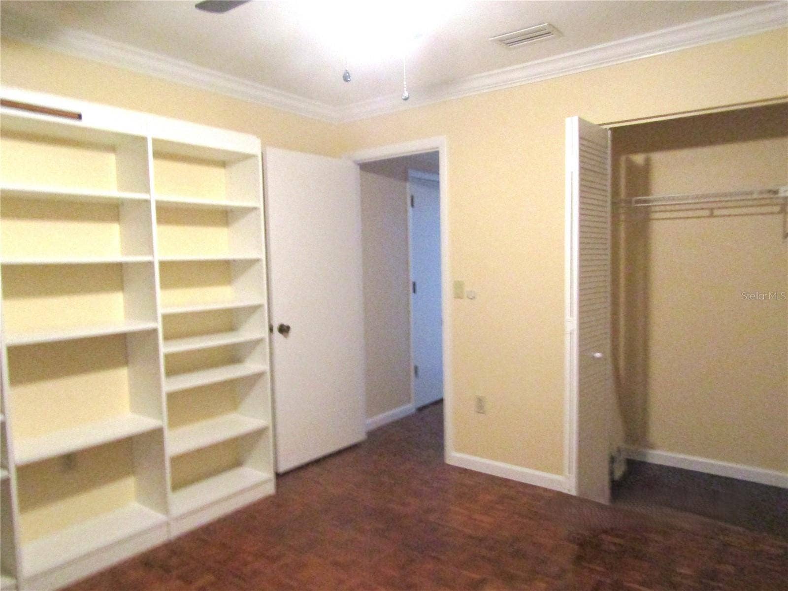 3688 GLEN OAKS MANOR DRIVE, Sarasota, FL 34232 3688 GLEN OAKS MANOR DRIVE, Sarasota, FL 34232