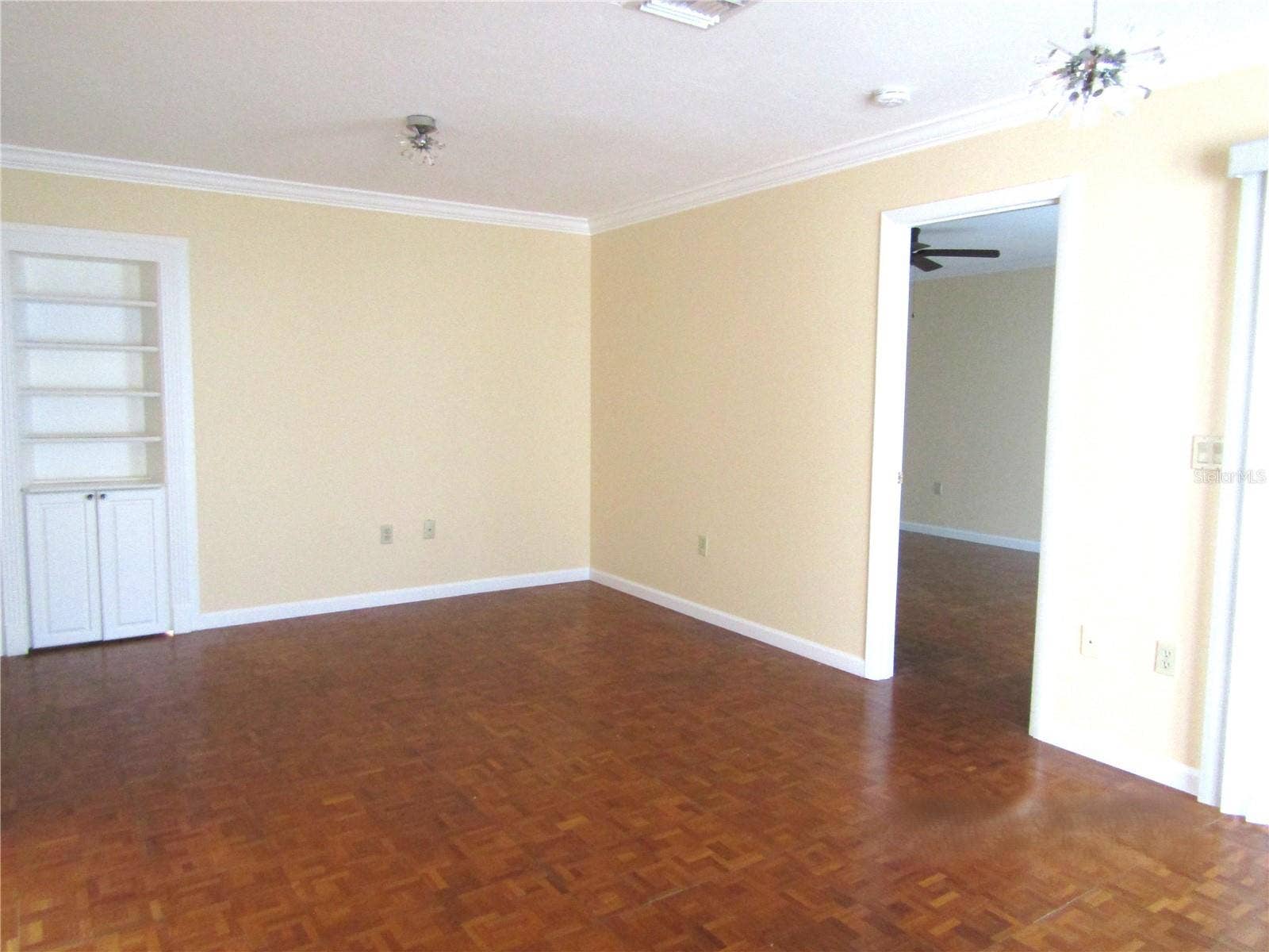 3688 GLEN OAKS MANOR DRIVE, Sarasota, FL 34232 3688 GLEN OAKS MANOR DRIVE, Sarasota, FL 34232