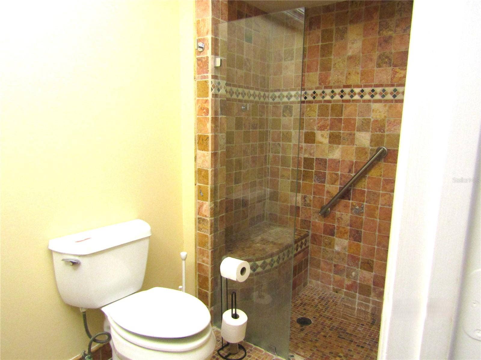 3688 GLEN OAKS MANOR DRIVE, Sarasota, FL 34232 3688 GLEN OAKS MANOR DRIVE, Sarasota, FL 34232