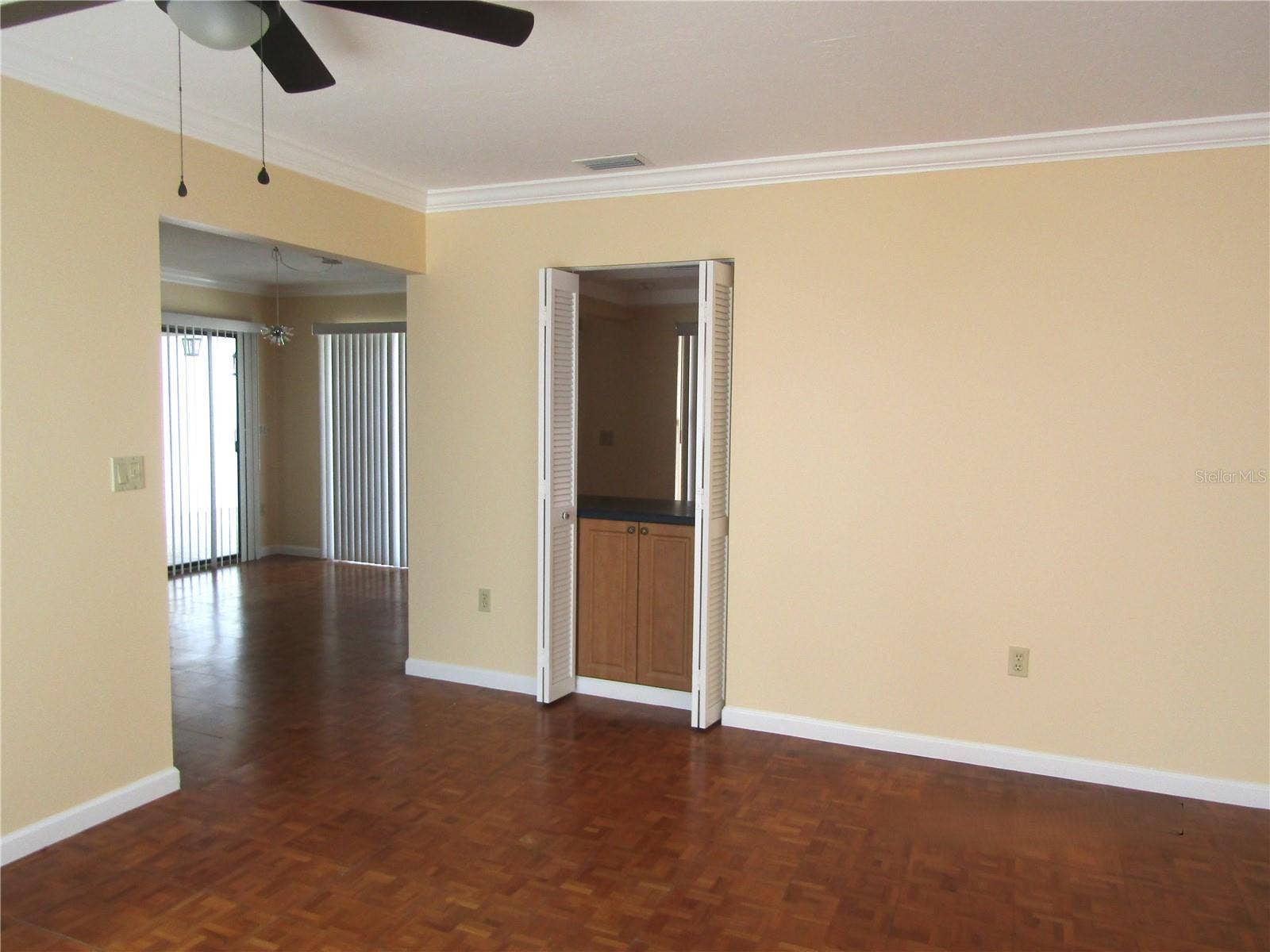 3688 GLEN OAKS MANOR DRIVE, Sarasota, FL 34232 3688 GLEN OAKS MANOR DRIVE, Sarasota, FL 34232