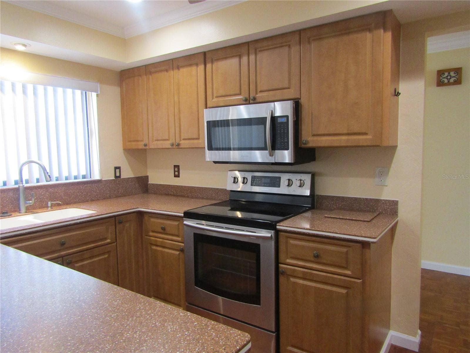 3688 GLEN OAKS MANOR DRIVE, Sarasota, FL 34232 3688 GLEN OAKS MANOR DRIVE, Sarasota, FL 34232