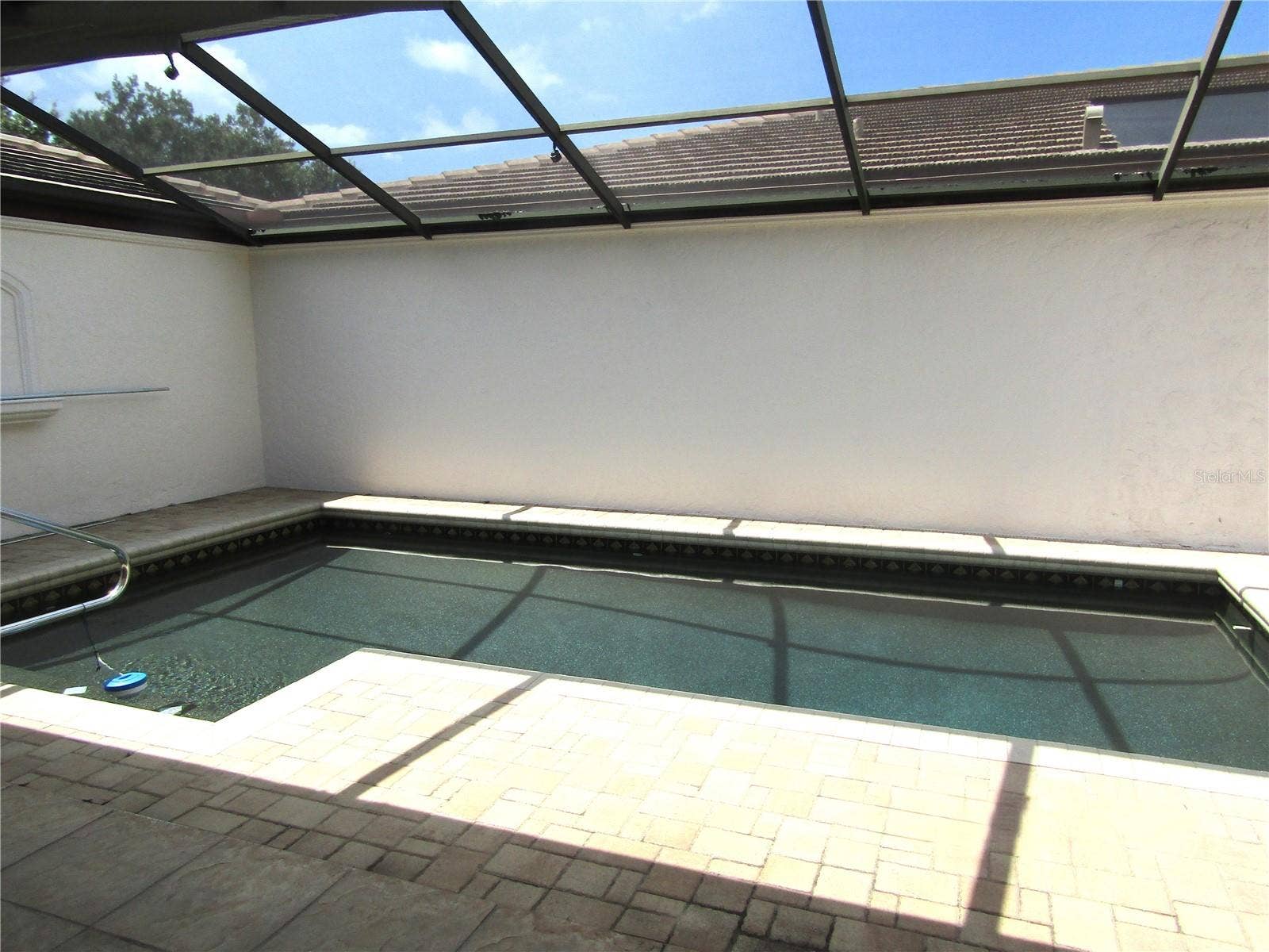 3688 GLEN OAKS MANOR DRIVE, Sarasota, FL 34232 3688 GLEN OAKS MANOR DRIVE, Sarasota, FL 34232