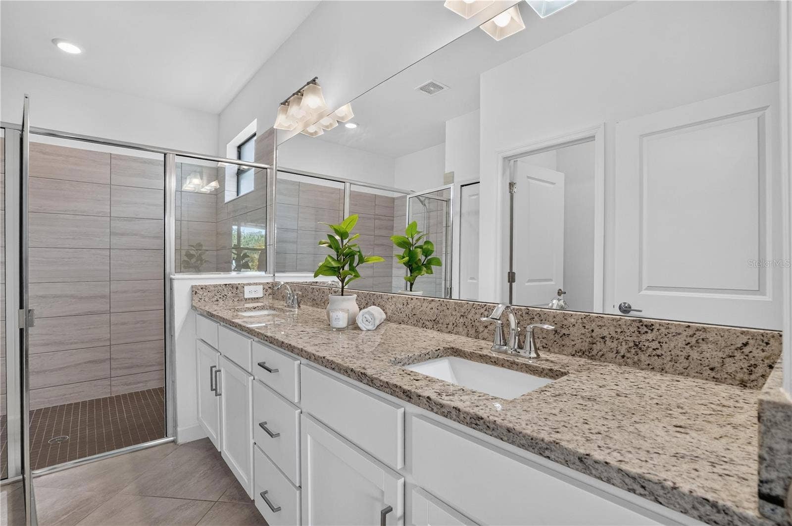 16449 WHALE GREY PLACE, Bradenton, FL 34211 16449 WHALE GREY PLACE, Bradenton, FL 34211