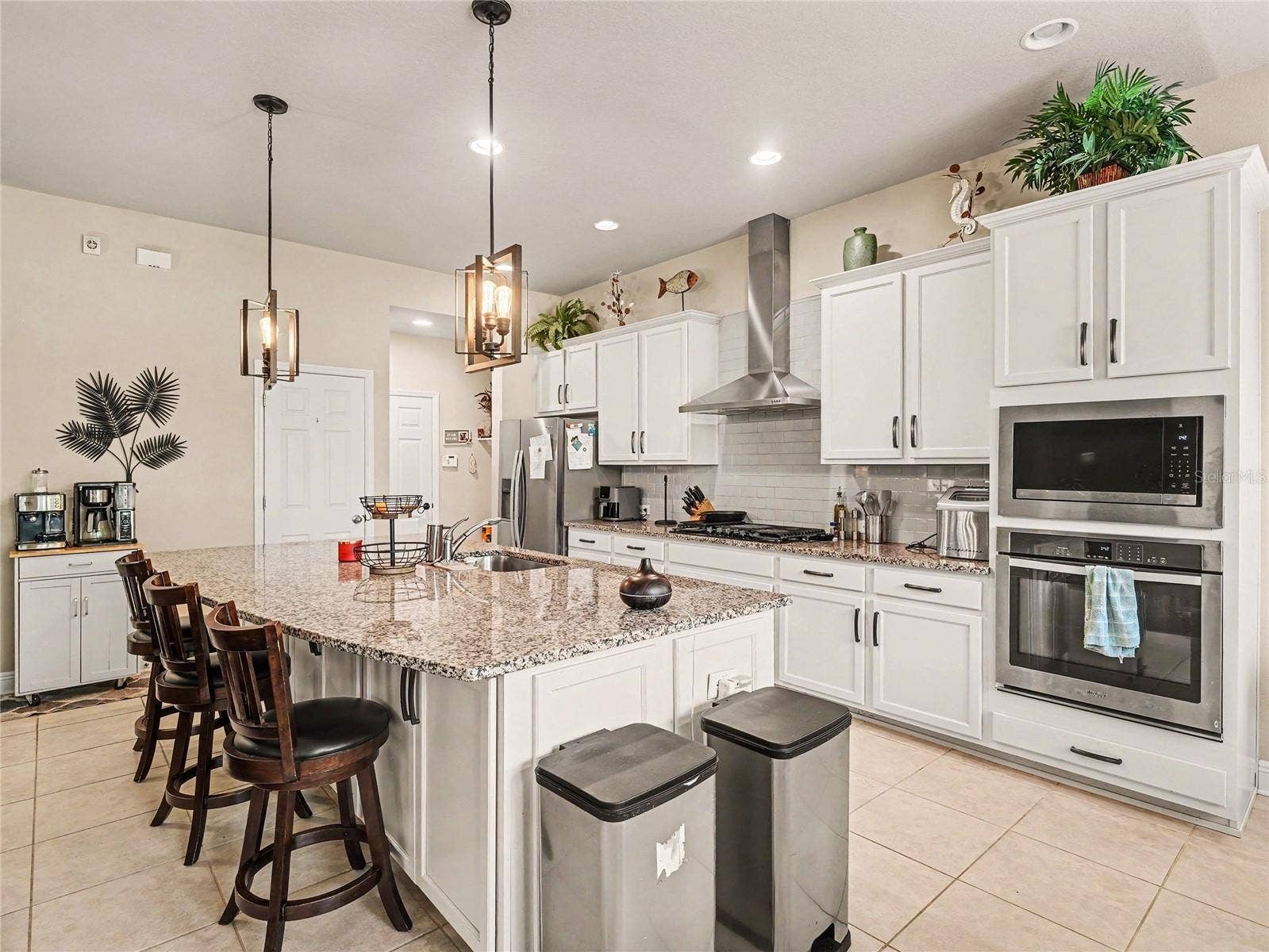 7508 LANTERN PARK AVENUE, Apollo Beach, FL 33572