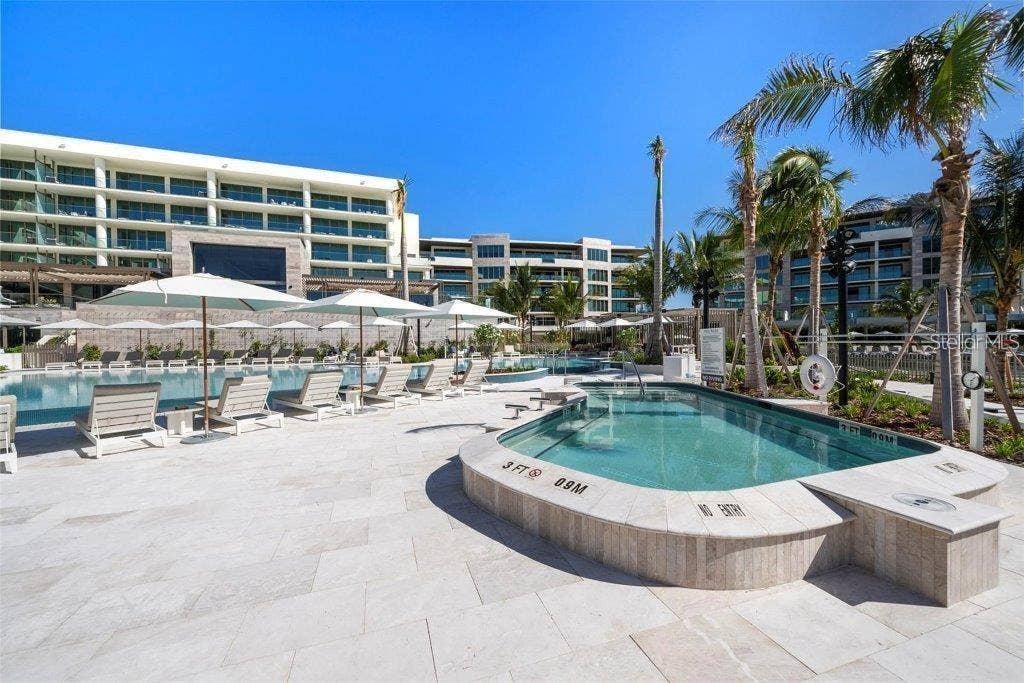 1591 GULF OF MEXICO DRIVE, #514, Longboat Key, FL 34228