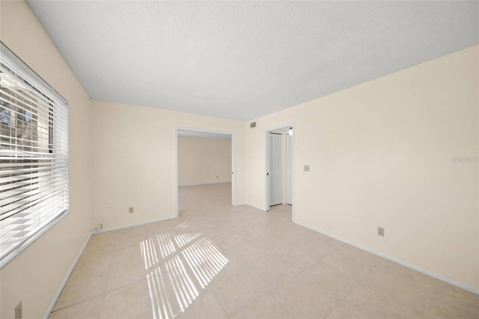 7860 PALM AIRE LANE, #105, Sarasota, FL 34243 7860 PALM AIRE LANE, #105, Sarasota, FL 34243
