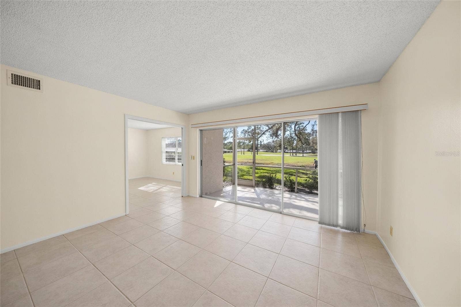 7860 PALM AIRE LANE, #105, Sarasota, FL 34243 7860 PALM AIRE LANE, #105, Sarasota, FL 34243