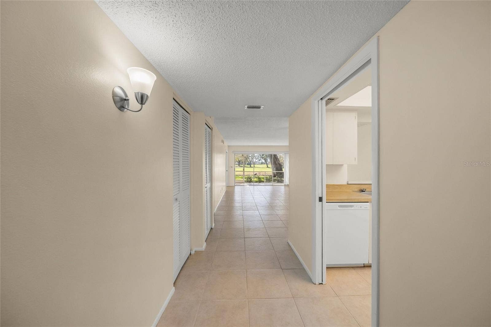 7860 PALM AIRE LANE, #105, Sarasota, FL 34243 7860 PALM AIRE LANE, #105, Sarasota, FL 34243