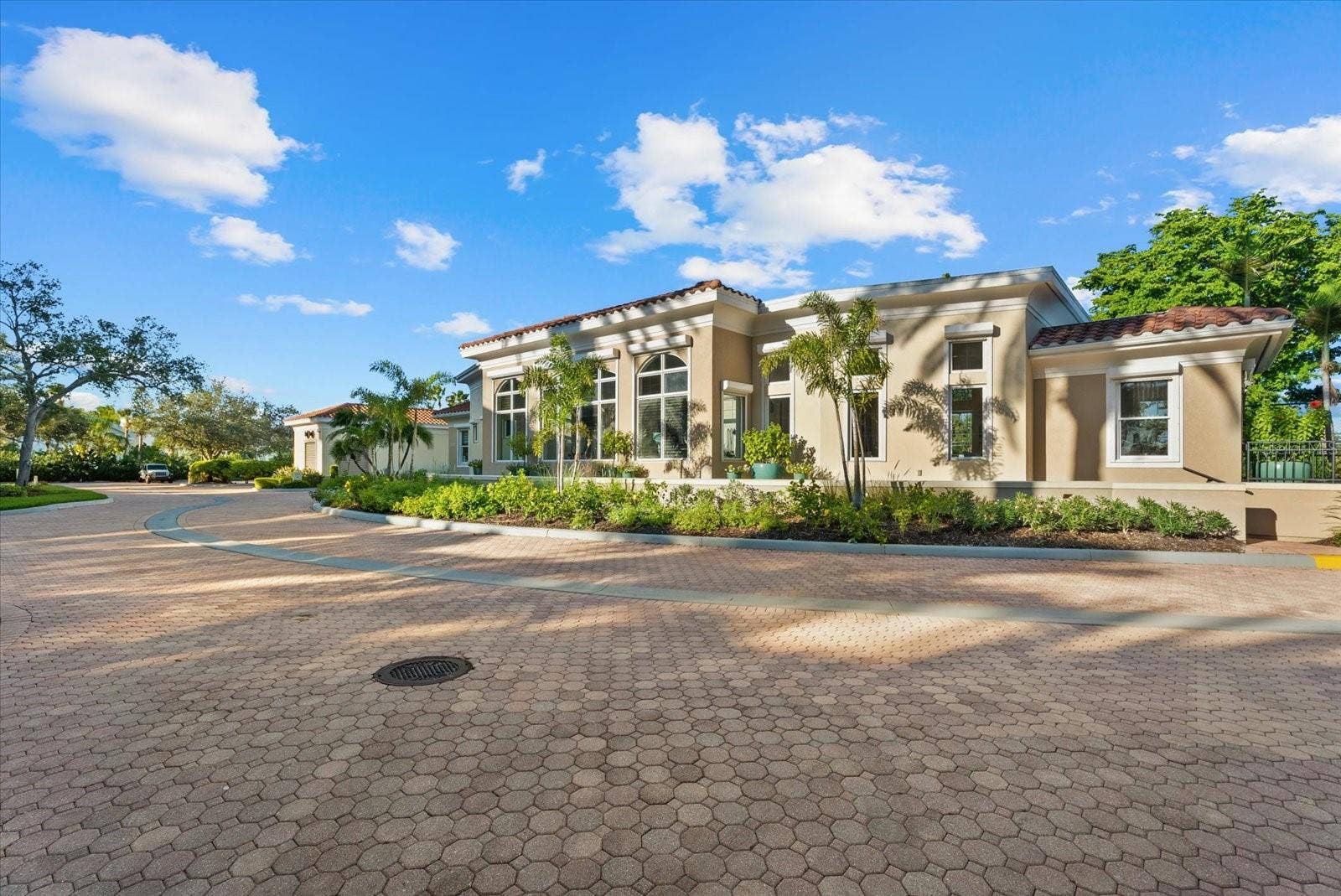 2165 GULF OF MEXICO DRIVE, #121, Longboat Key, FL 34228 2165 GULF OF MEXICO DRIVE, #121, Longboat Key, FL 34228