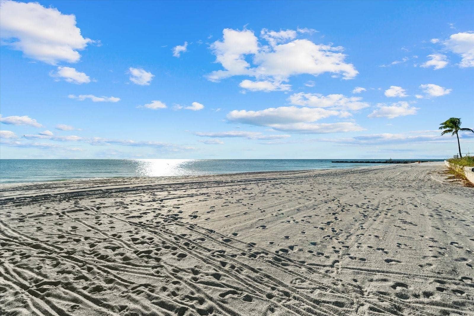 2165 GULF OF MEXICO DRIVE, #121, Longboat Key, FL 34228 2165 GULF OF MEXICO DRIVE, #121, Longboat Key, FL 34228