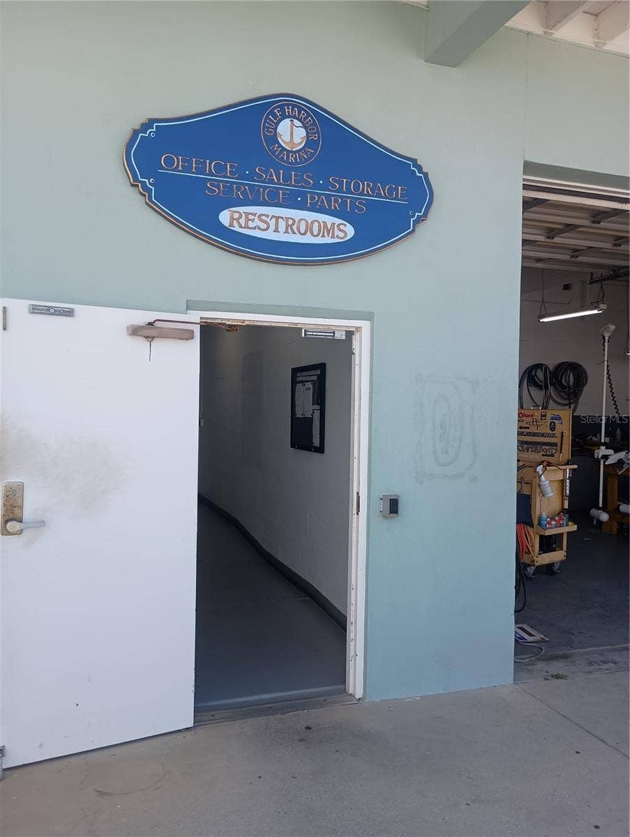 100 CIRCUIT ROAD, #N-73, Nokomis, FL 34275 100 CIRCUIT ROAD, #N-73, Nokomis, FL 34275