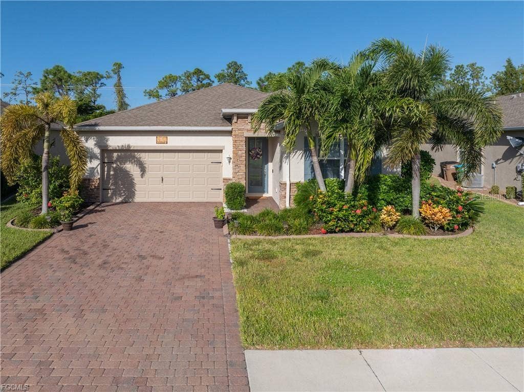 3161 AMADORA CIRCLE, Cape Coral, FL 33909 3161 AMADORA CIRCLE, Cape Coral, FL 33909