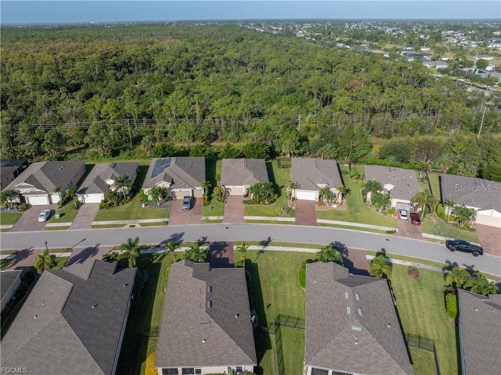 3161 AMADORA CIRCLE, Cape Coral, FL 33909 3161 AMADORA CIRCLE, Cape Coral, FL 33909