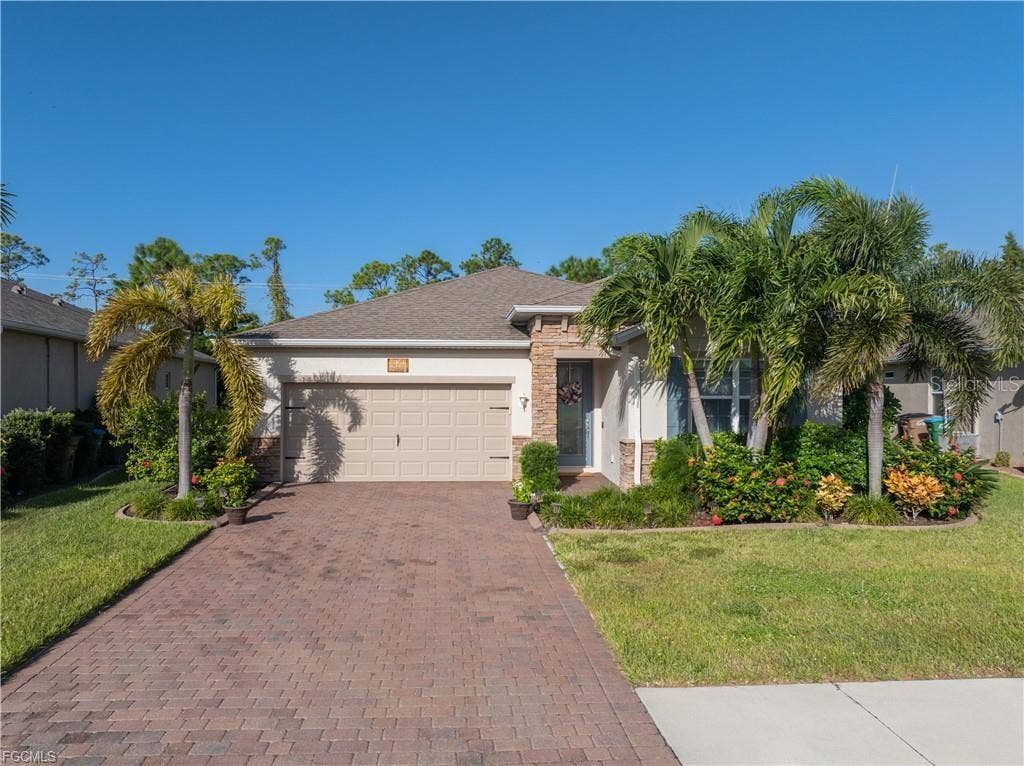 3161 AMADORA CIRCLE, Cape Coral, FL 33909 3161 AMADORA CIRCLE, Cape Coral, FL 33909