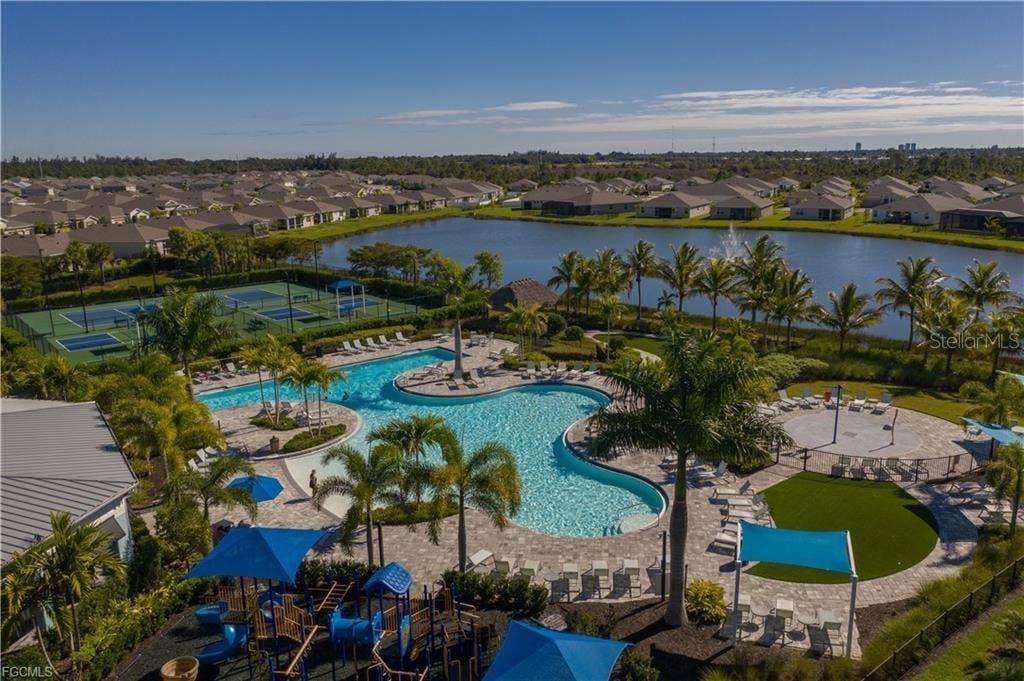 3161 AMADORA CIRCLE, Cape Coral, FL 33909 3161 AMADORA CIRCLE, Cape Coral, FL 33909
