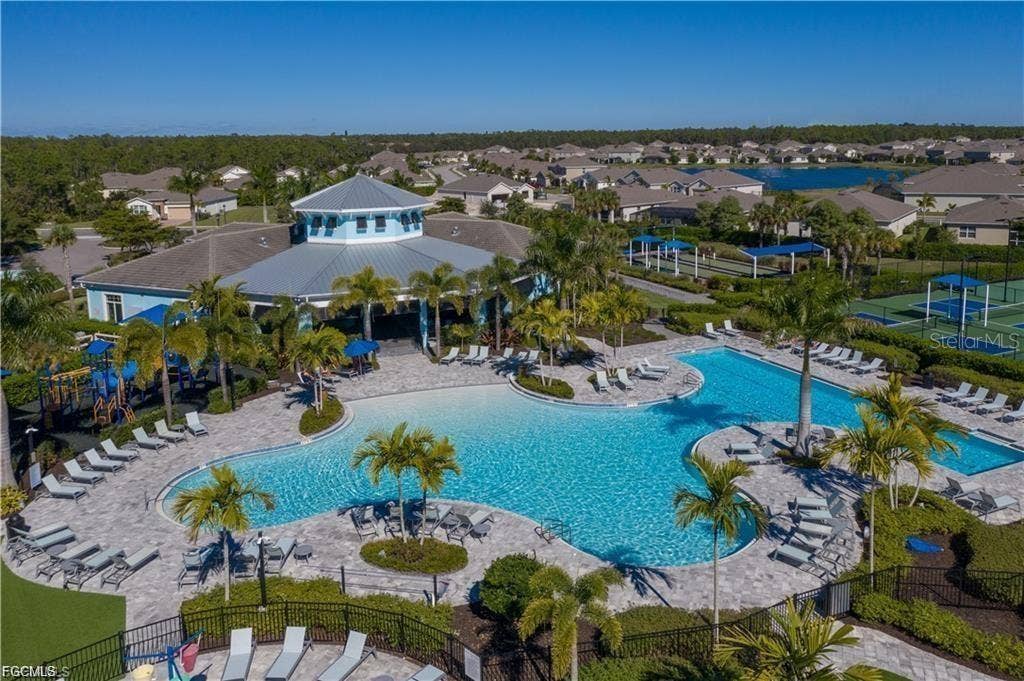 3161 AMADORA CIRCLE, Cape Coral, FL 33909 3161 AMADORA CIRCLE, Cape Coral, FL 33909