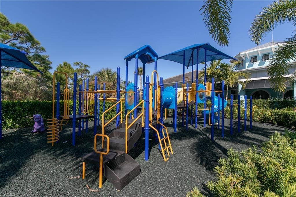 3161 AMADORA CIRCLE, Cape Coral, FL 33909 3161 AMADORA CIRCLE, Cape Coral, FL 33909