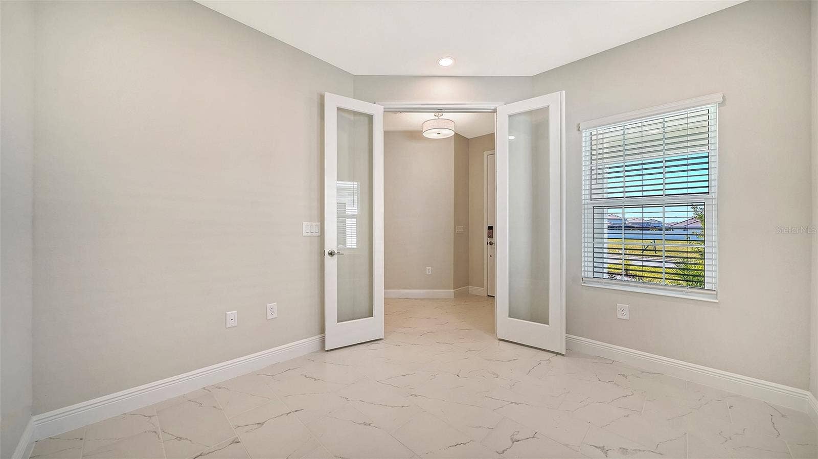 8472 ANTHIRIUM LOOP, Sarasota, FL 34240 8472 ANTHIRIUM LOOP, Sarasota, FL 34240