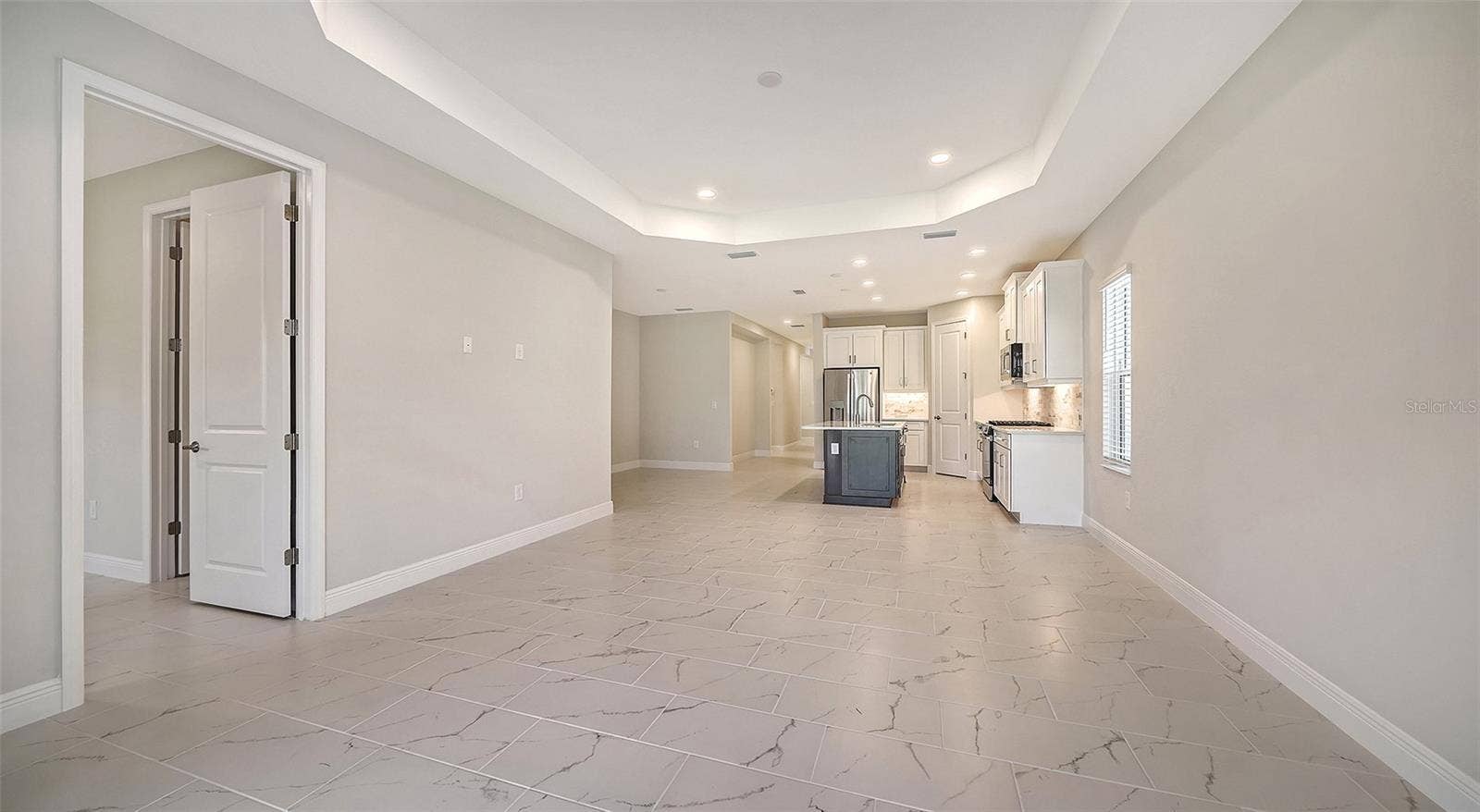 8472 ANTHIRIUM LOOP, Sarasota, FL 34240 8472 ANTHIRIUM LOOP, Sarasota, FL 34240
