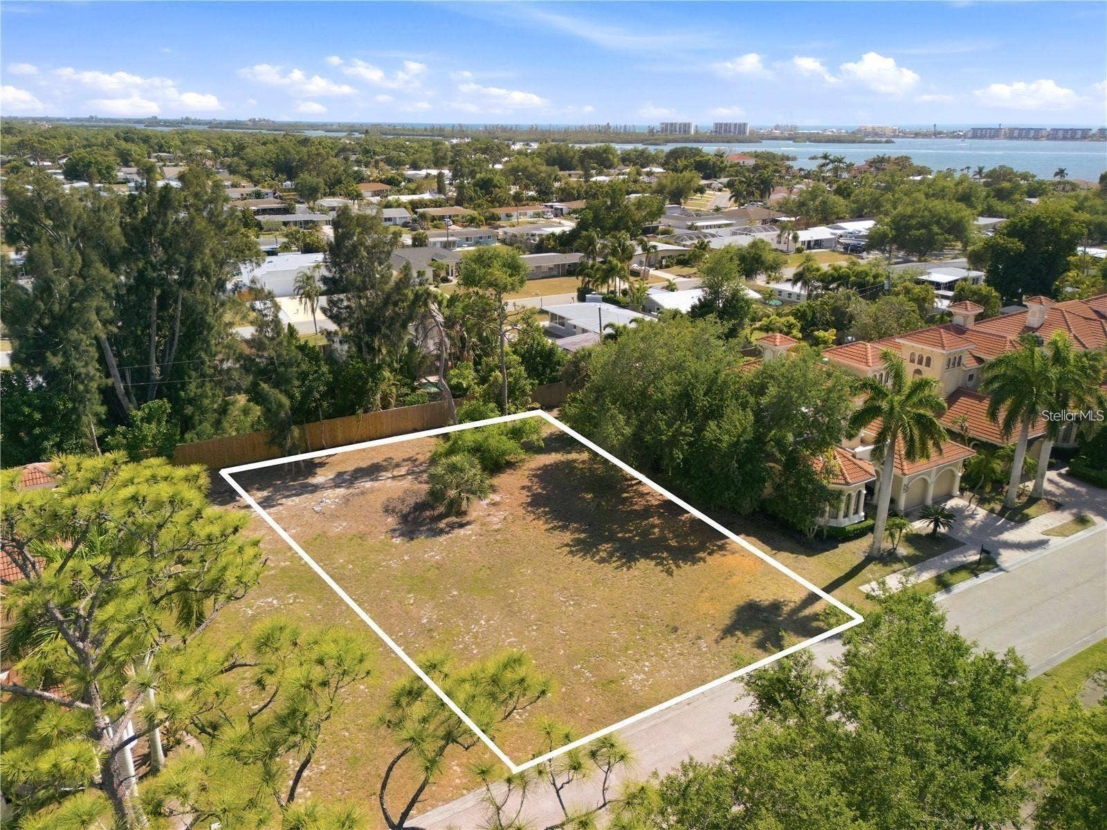 1740 ASSISI DRIVE, Sarasota, FL 34231