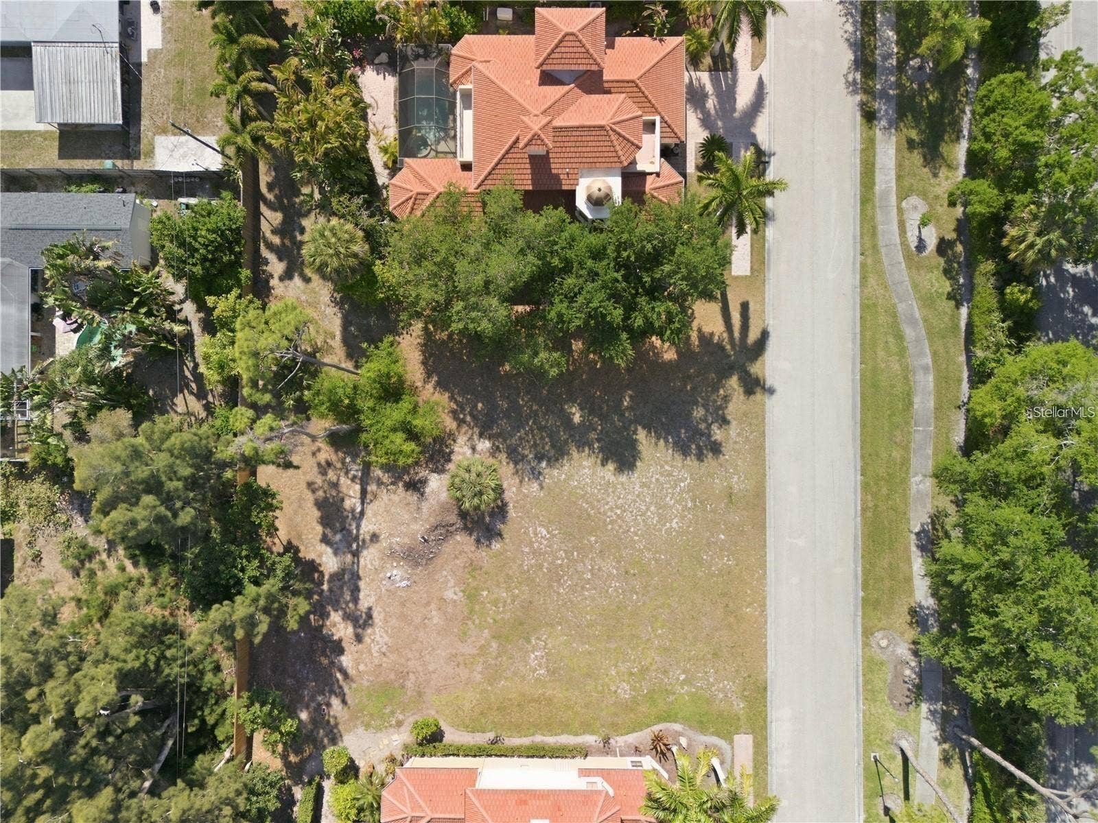 1740 ASSISI DRIVE, Sarasota, FL 34231