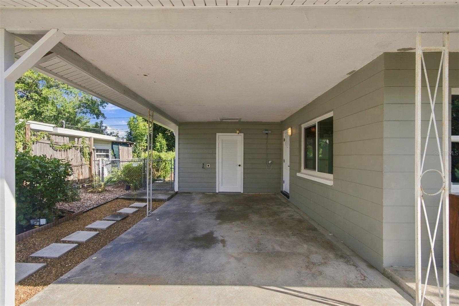 2315 AMHERST AVENUE, Bradenton, FL 34207 2315 AMHERST AVENUE, Bradenton, FL 34207