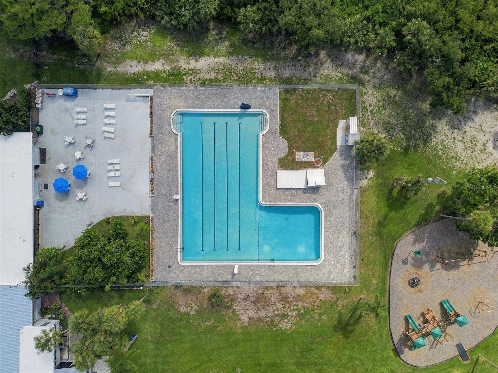 2315 AMHERST AVENUE, Bradenton, FL 34207 2315 AMHERST AVENUE, Bradenton, FL 34207