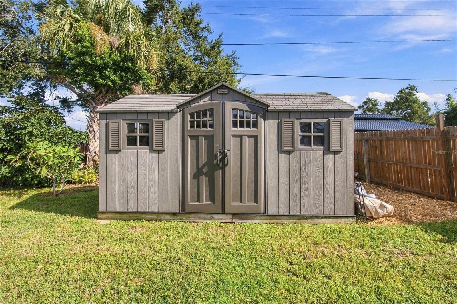 2315 AMHERST AVENUE, Bradenton, FL 34207 2315 AMHERST AVENUE, Bradenton, FL 34207