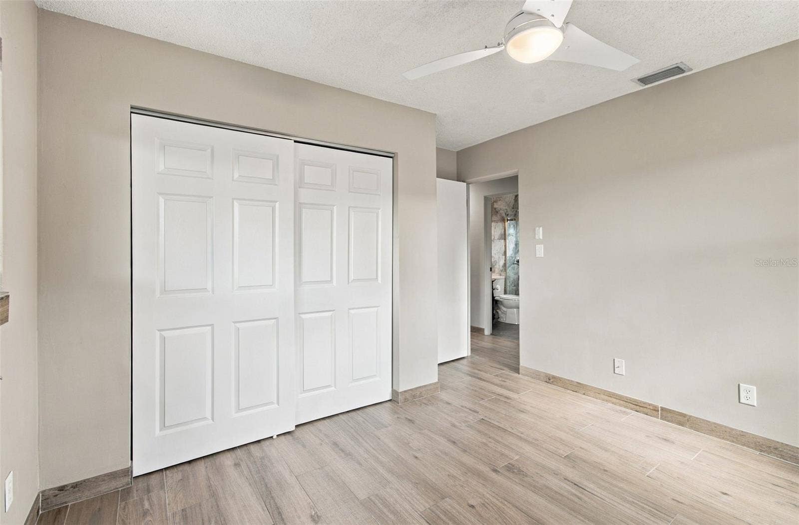 2315 AMHERST AVENUE, Bradenton, FL 34207 2315 AMHERST AVENUE, Bradenton, FL 34207