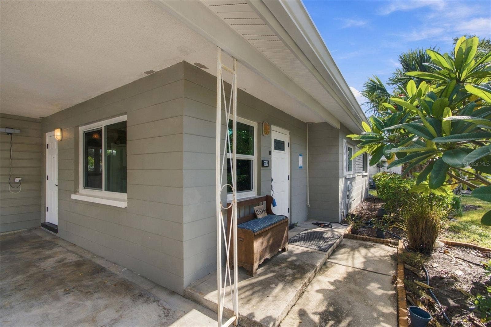 2315 AMHERST AVENUE, Bradenton, FL 34207 2315 AMHERST AVENUE, Bradenton, FL 34207