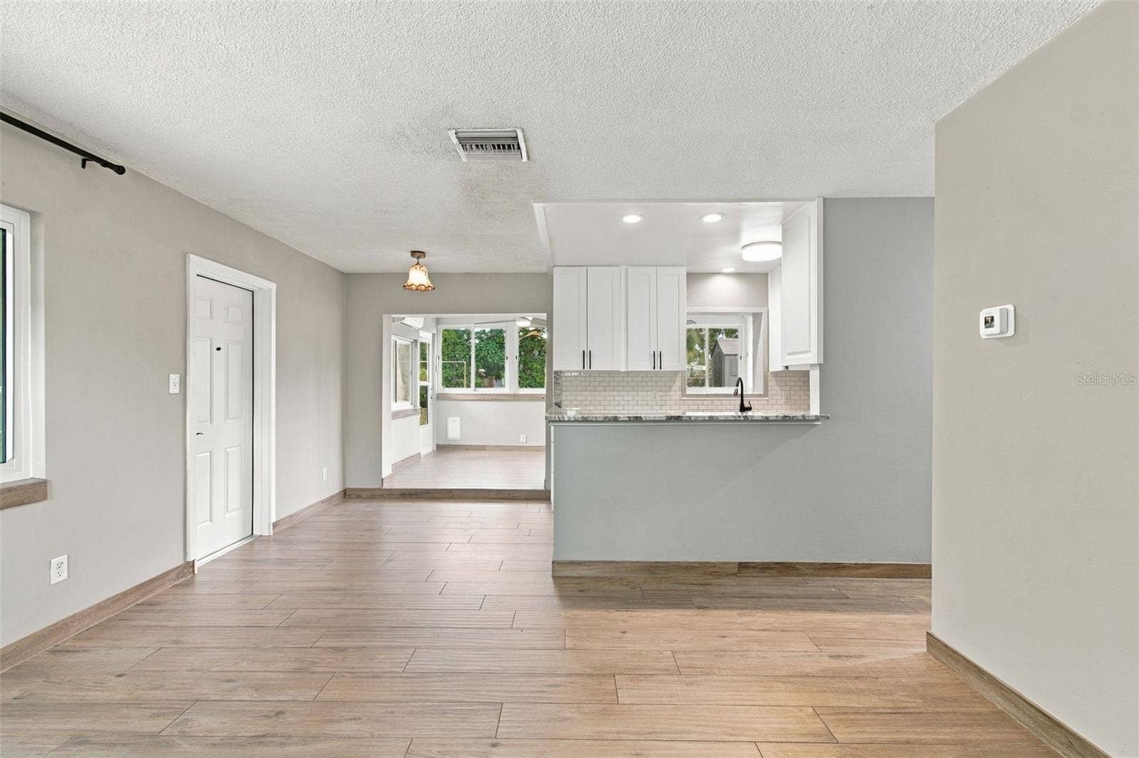 2315 AMHERST AVENUE, Bradenton, FL 34207 2315 AMHERST AVENUE, Bradenton, FL 34207