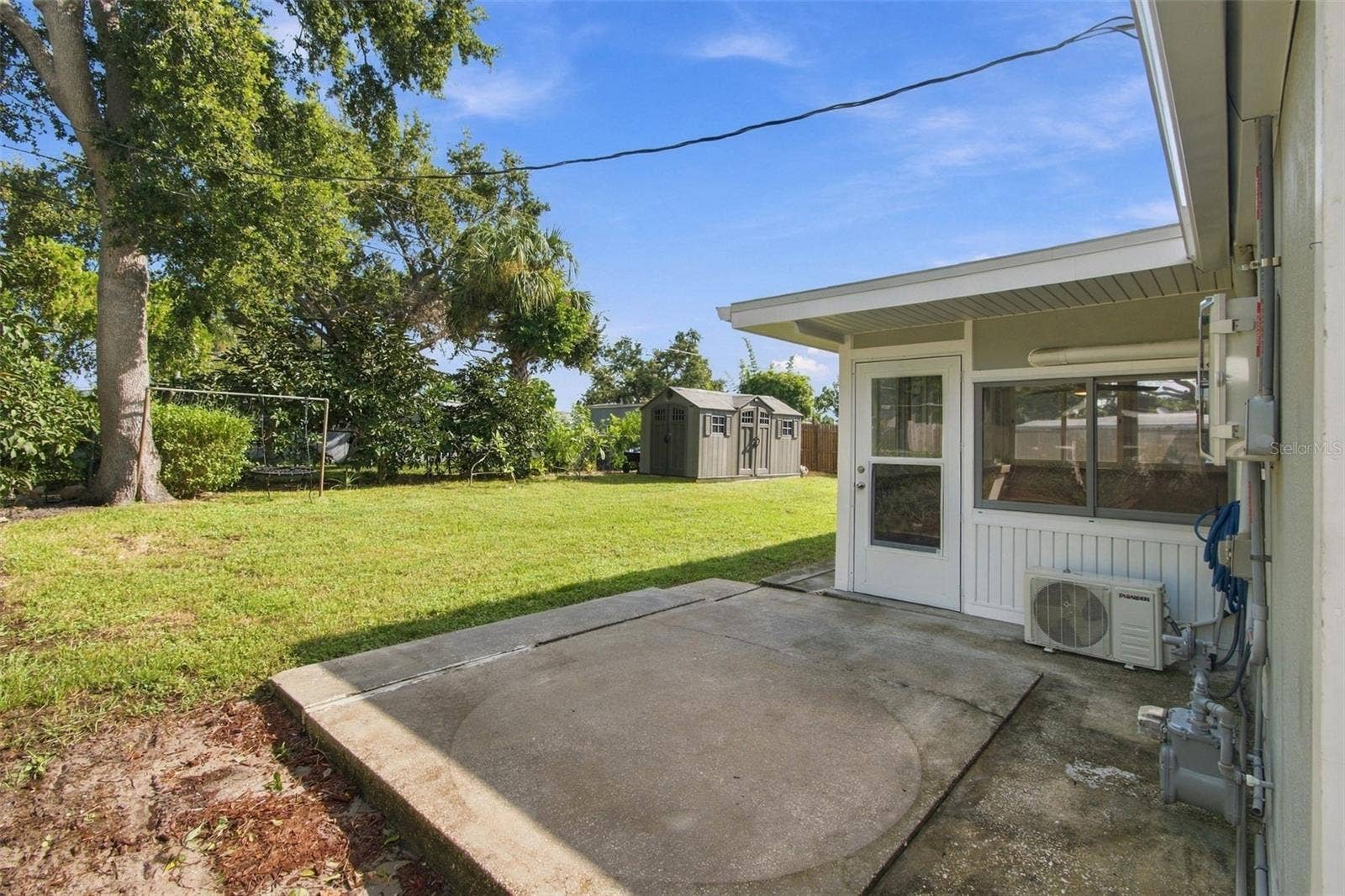 2315 AMHERST AVENUE, Bradenton, FL 34207 2315 AMHERST AVENUE, Bradenton, FL 34207