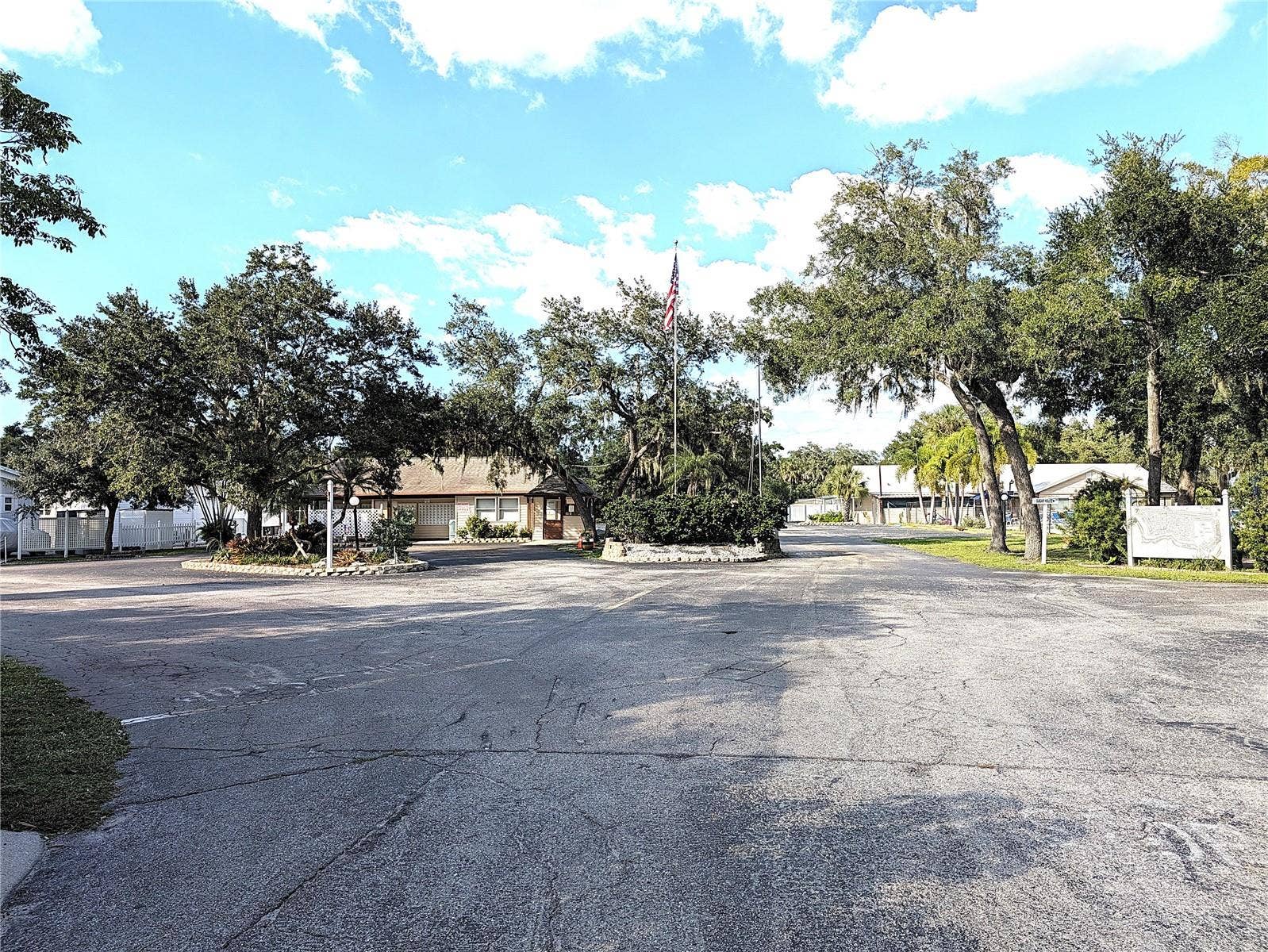 3300 26TH AVENUE E, #31, Bradenton, FL 34208