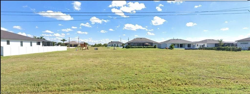 1225 NW 33RD PLACE, Cape Coral, FL 33993