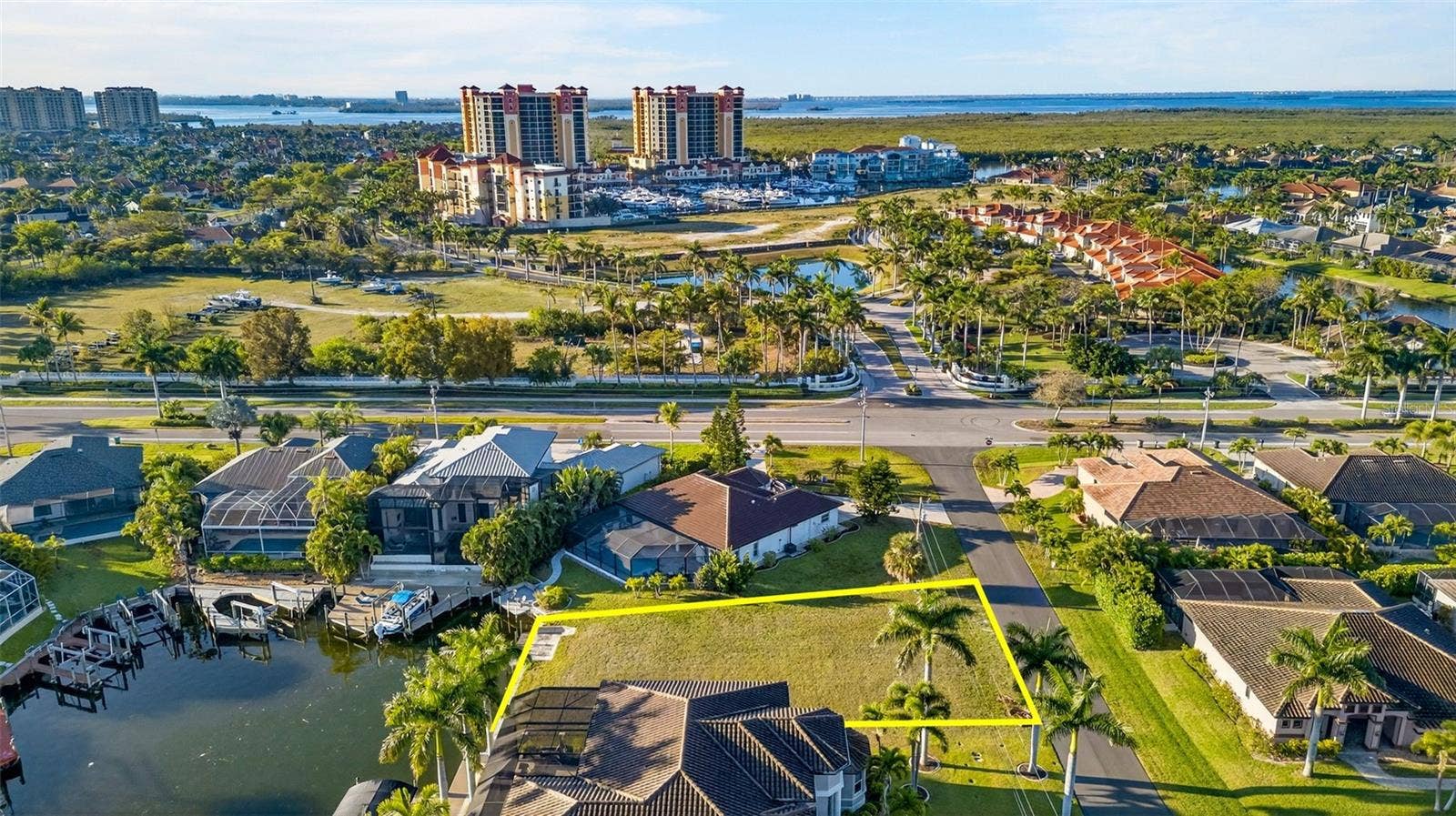5423 SW 17TH AVENUE, Cape Coral, FL 33914 5423 SW 17TH AVENUE, Cape Coral, FL 33914