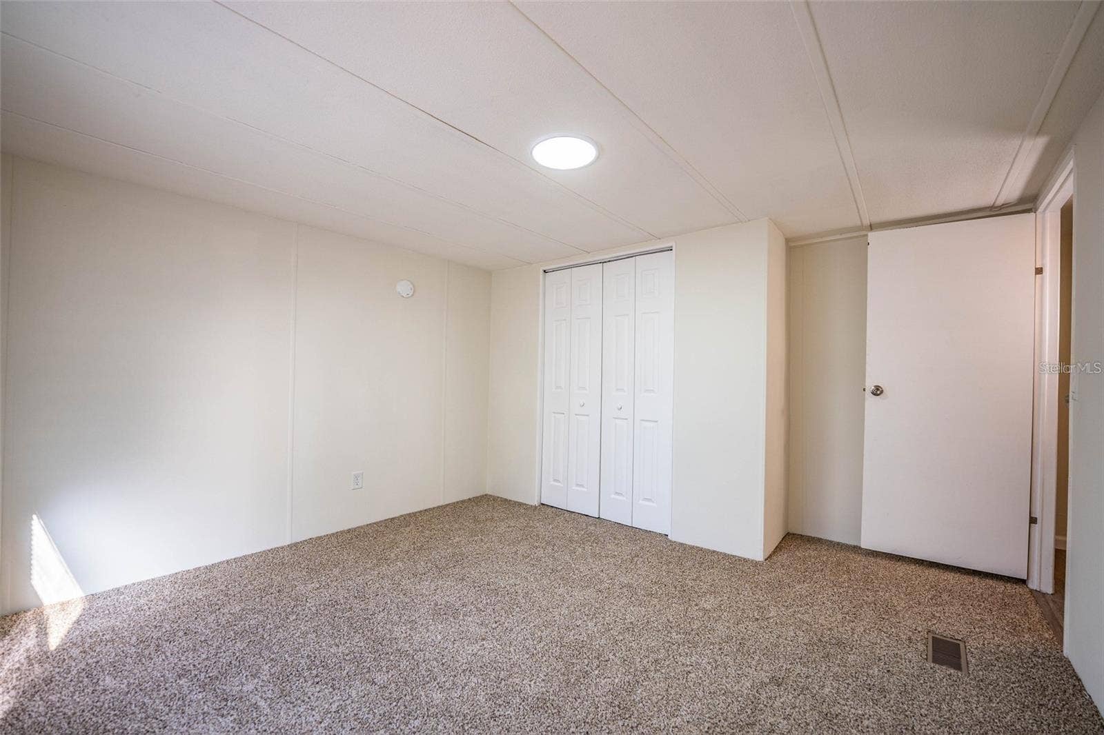6416 SHIFLETT AVENUE, Lakeland, FL 33810 6416 SHIFLETT AVENUE, Lakeland, FL 33810
