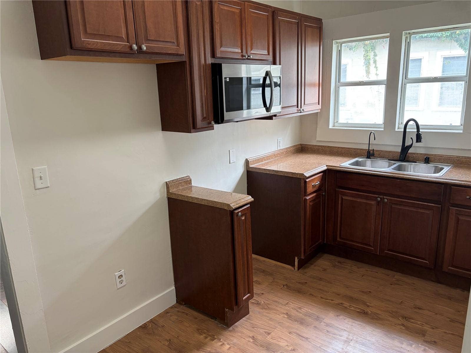 1199 KING AVENUE, Lakeland, FL 33803 1199 KING AVENUE, Lakeland, FL 33803