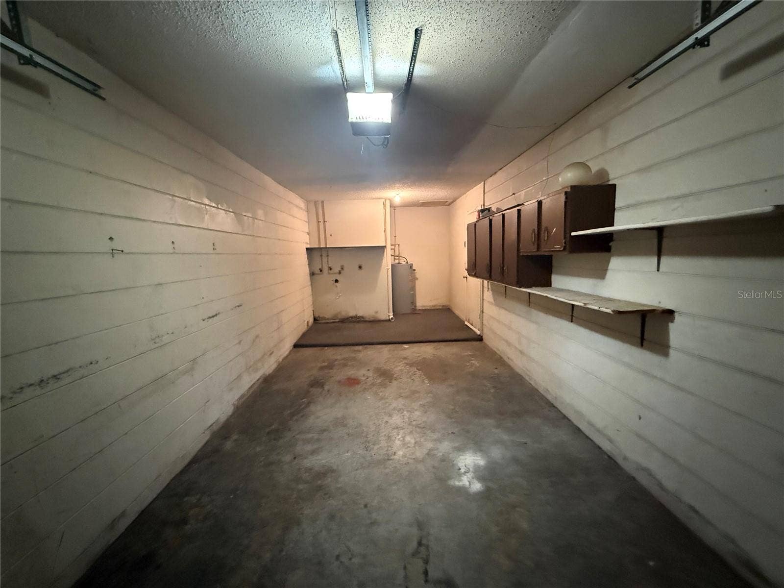 1928 ALEXANDER DRIVE, Lakeland, FL 33803 1928 ALEXANDER DRIVE, Lakeland, FL 33803