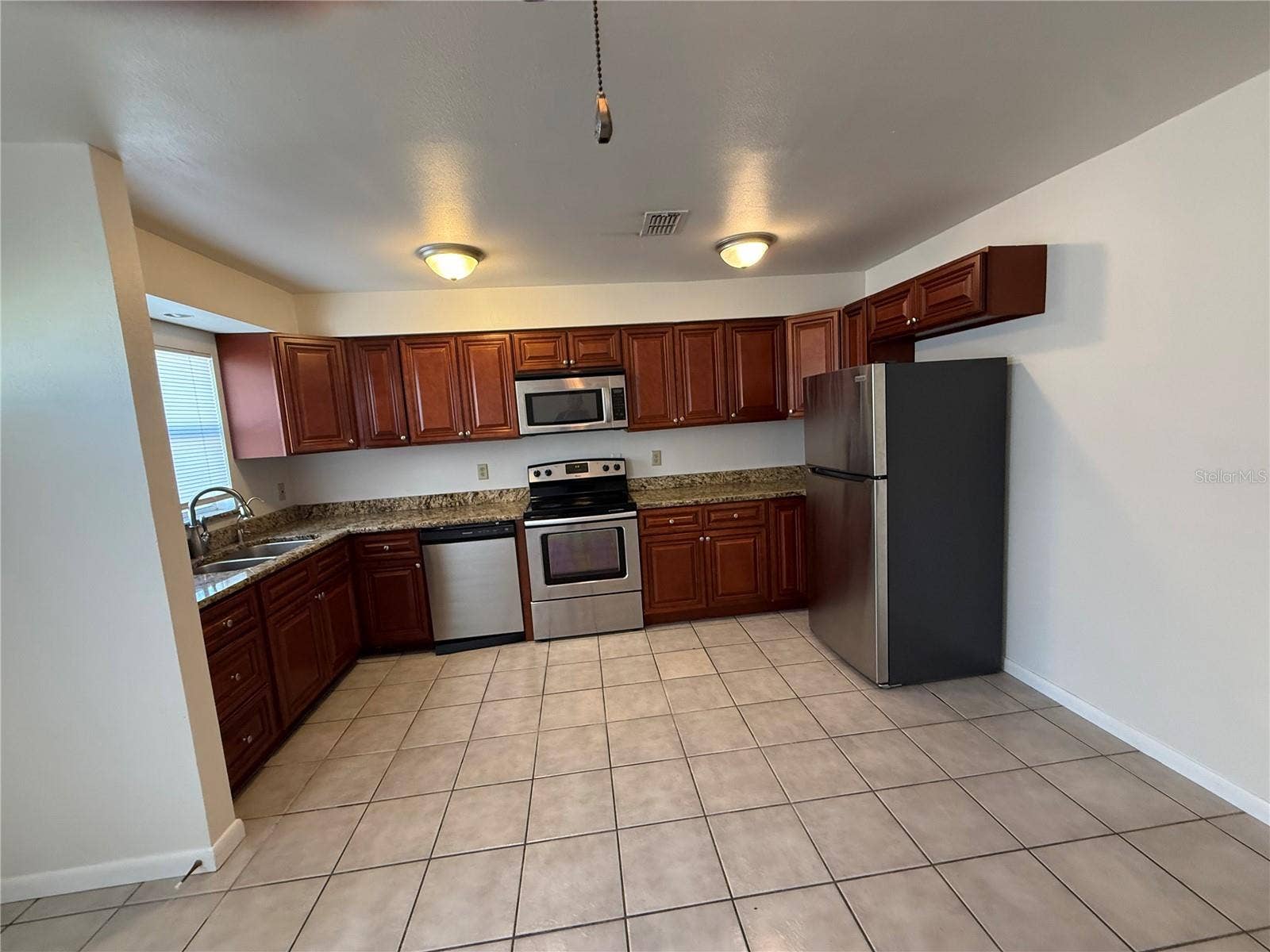 1928 ALEXANDER DRIVE, Lakeland, FL 33803 1928 ALEXANDER DRIVE, Lakeland, FL 33803