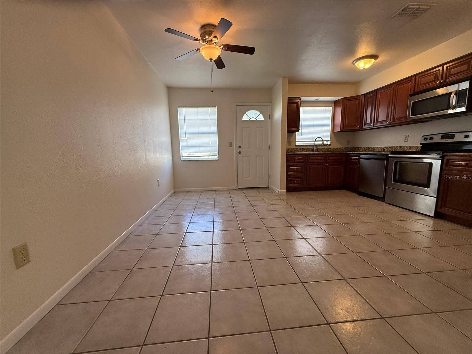 1928 ALEXANDER DRIVE, Lakeland, FL 33803 1928 ALEXANDER DRIVE, Lakeland, FL 33803