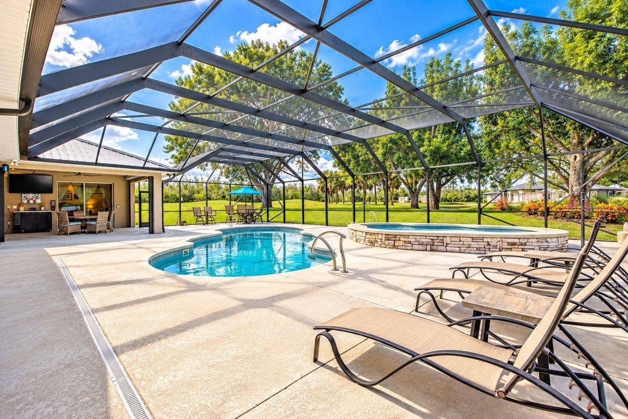 2851 VILLAGE GREEN COURT, Avon Park, FL 33825